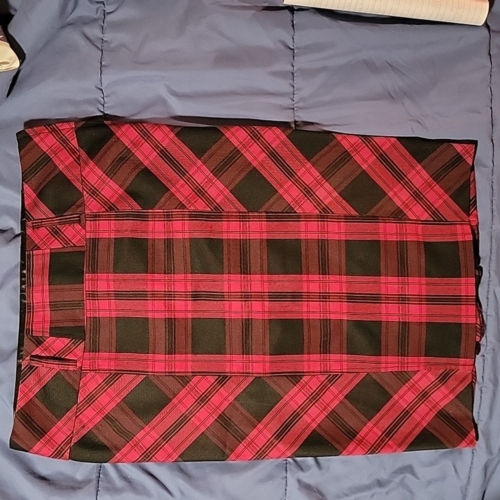 Charlotte Russe plaid pencil skirt sz M